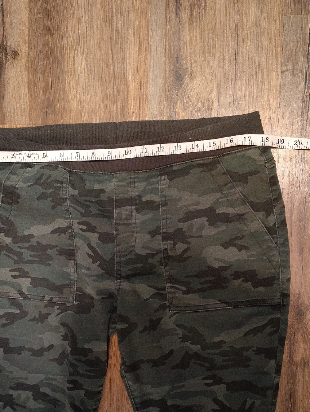 No Boundaries Olive & Black Camo Jeggings - Picture 6 of 10